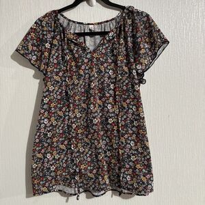 Simple Fun Loose Floral Flutter Sleeve Top Women’s Large
